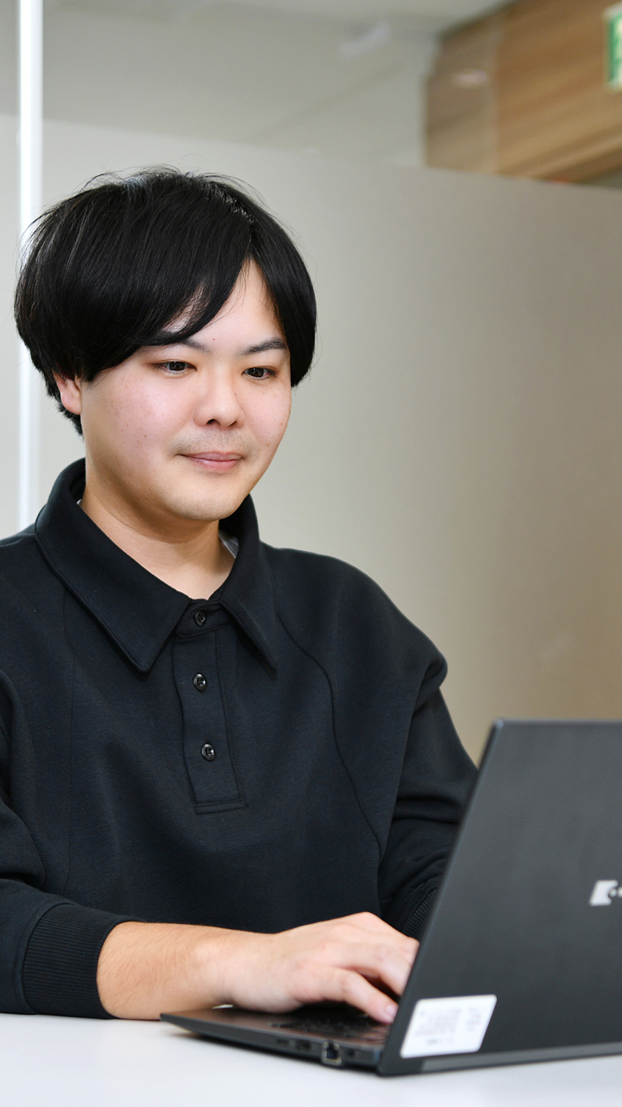 前職のスキルを活かしながら身につけた対応力と多様なユーザー視点